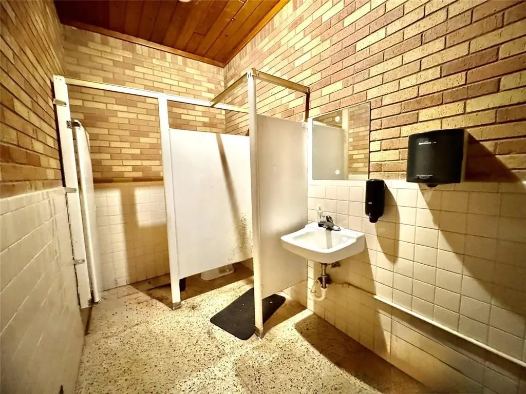Picture 36
