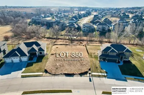 Residential Lot Backing to Trees