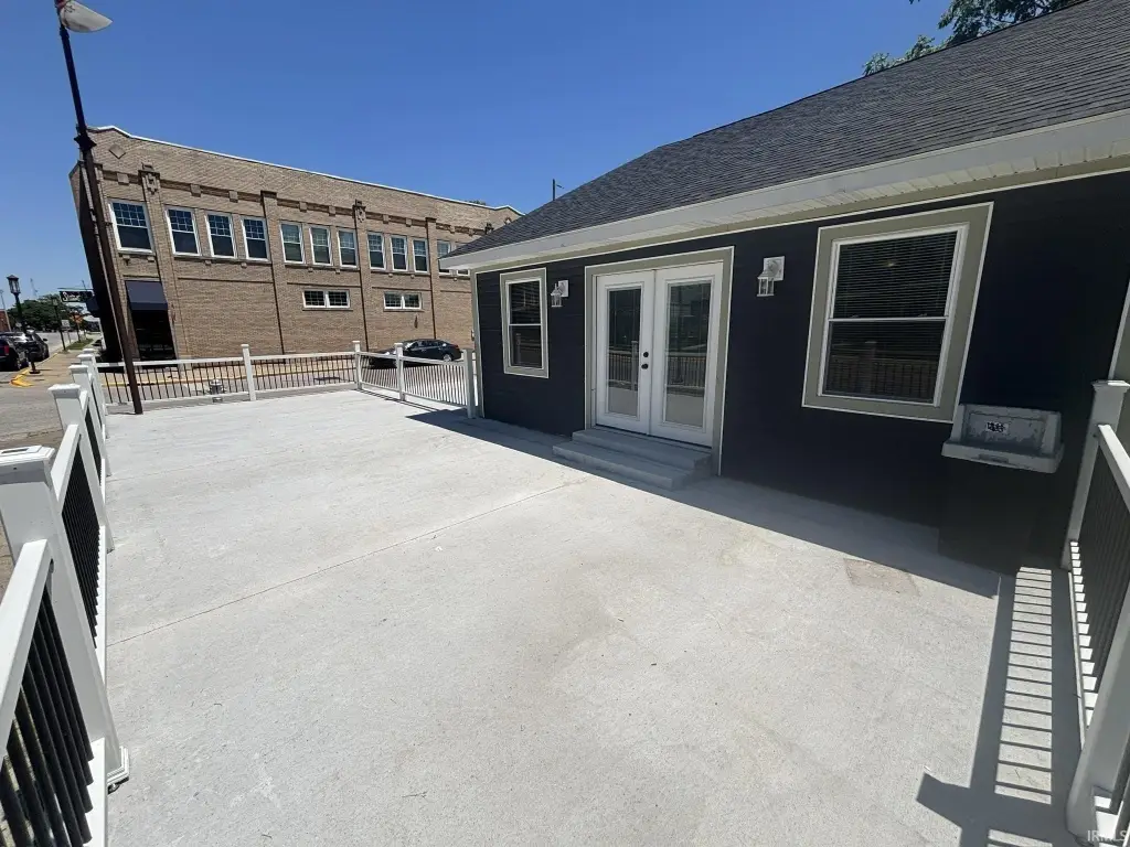 Picture 4