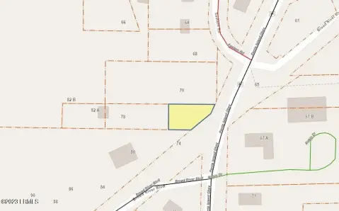 Commercial Lot on Parris Gateway