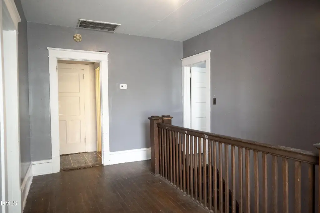 Picture 30
