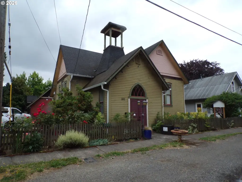 202 S 4Th Ave, Ridgefield, WA 98642