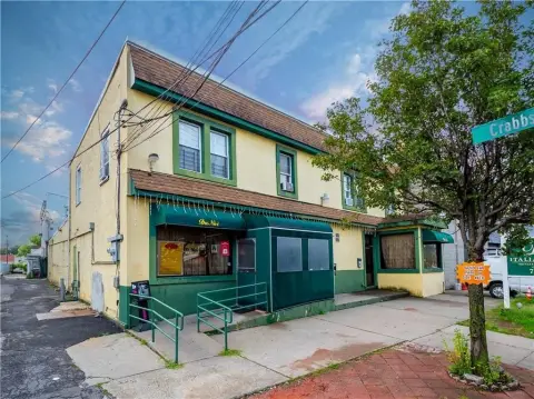 Staten Island Mixed-Use Investment