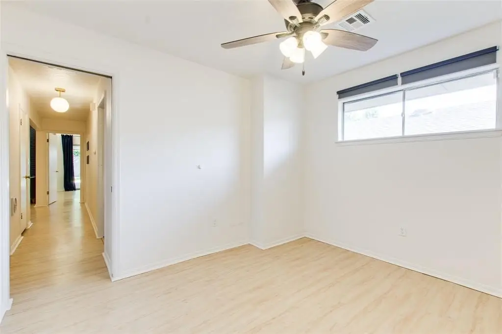 Picture 30