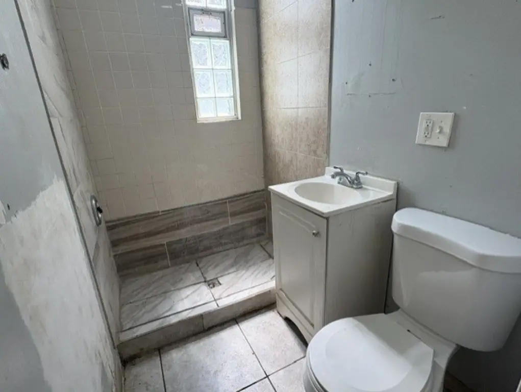 Picture 9