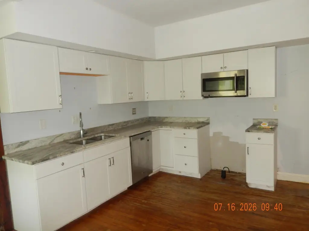 Picture 7