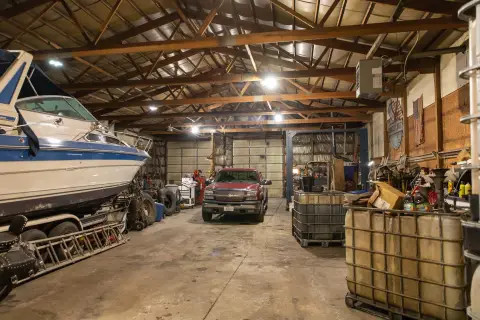 Versatile Mixed-Use Property in Coloma