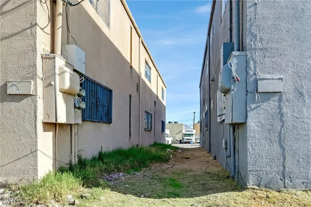 Picture 5