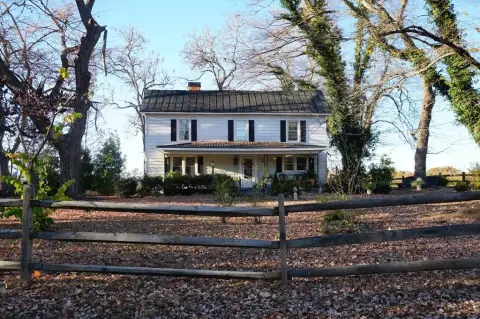 Charming Farmhouse on Picturesque Land
