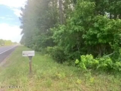 Commercial Land in Hilliard, Florida