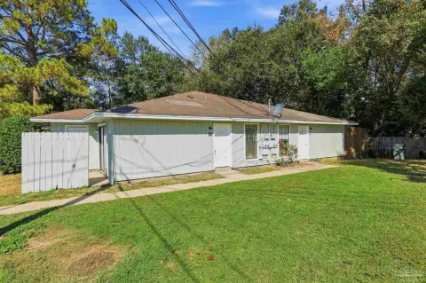 Pensacola Quadplex with Rental Potential