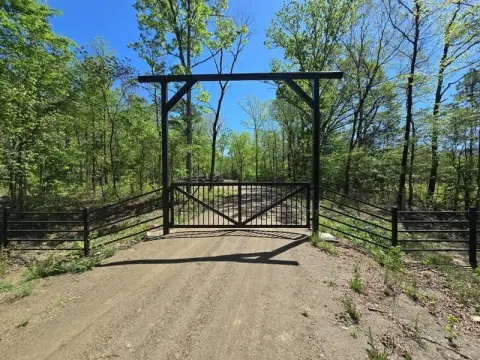 Land with National Forest Frontage