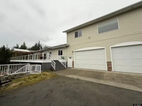 North Point Higgins Estate Duplex