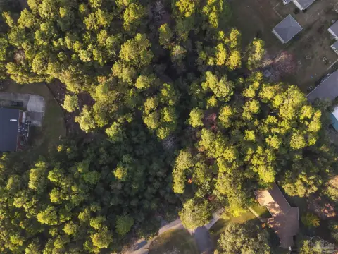 Residential Lot in Crystal Creek