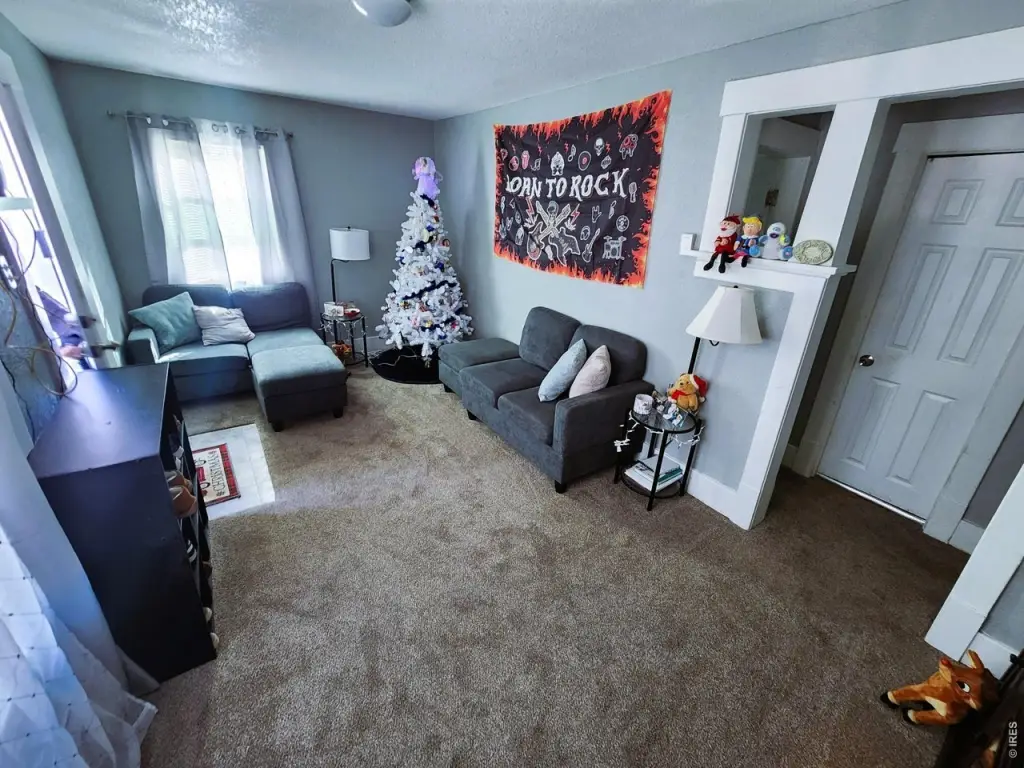 Picture 12