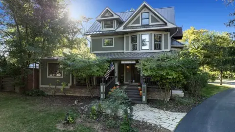 Unique Franklin Grove Lodging Opportunity