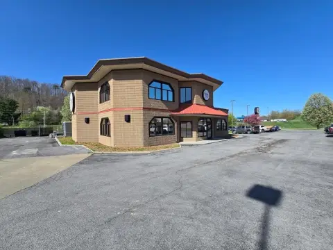 Turnkey Restaurant Opportunity in BLUEFIELD