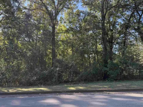 Residential Lots in Rivermont