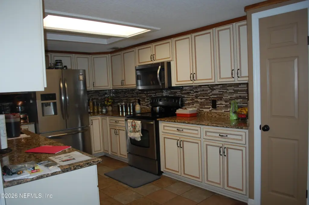 Picture 11