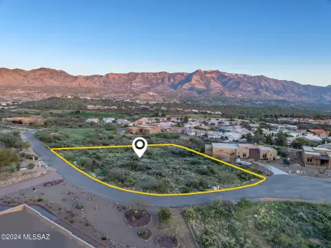 Saddlebrooke Acreage with Mountain Views