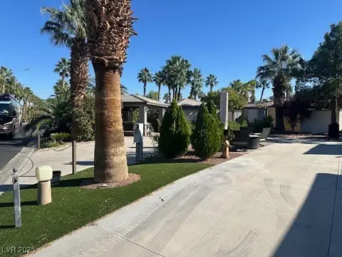 Las Vegas Resort Land