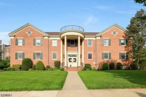 Glen Ridge Professional Office Space