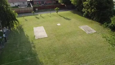 Commercial Land in Booming Zone