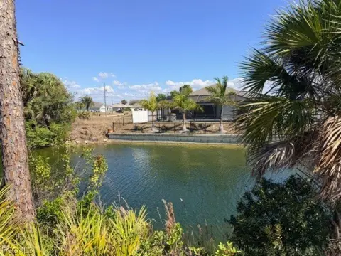 Cape Coral Freshwater Canal Lot
