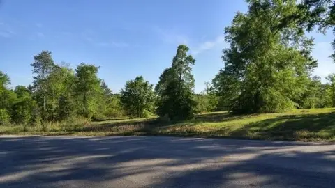 Residential Lot in Oak Haven