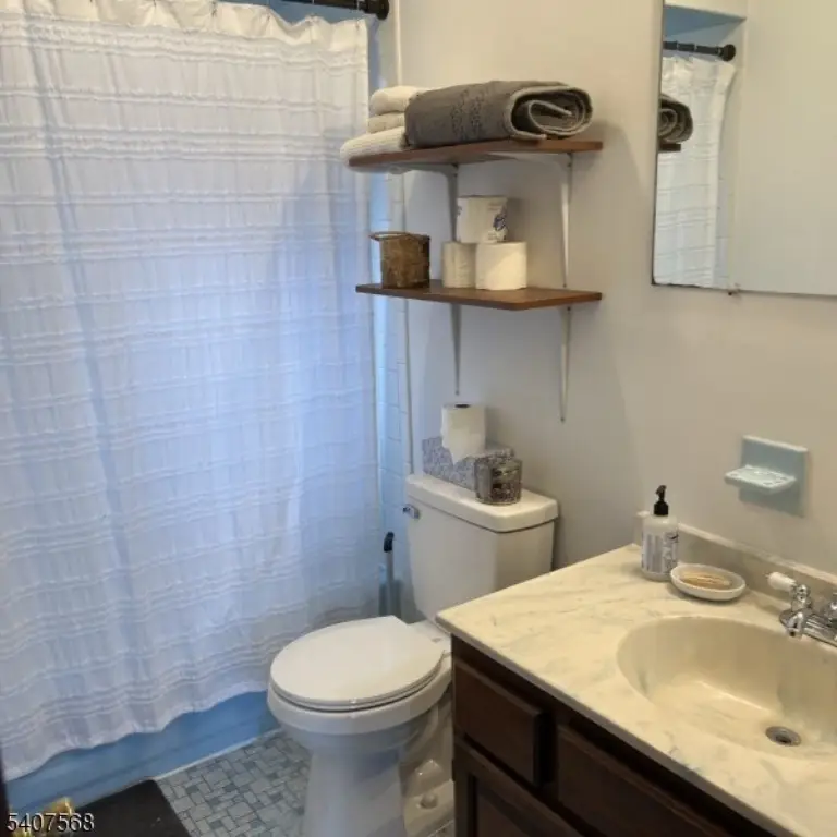 Picture 18