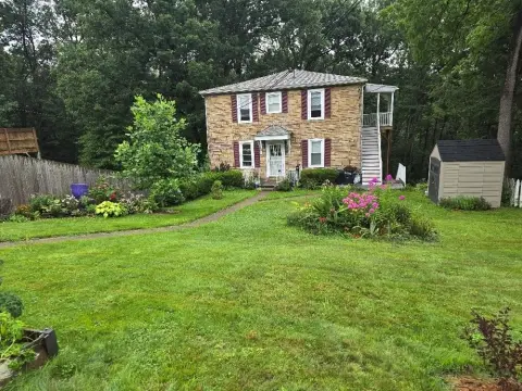 Income-Generating Triplex Near Universities