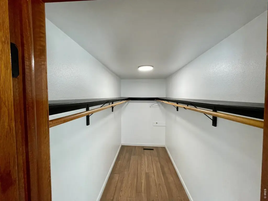 Picture 30