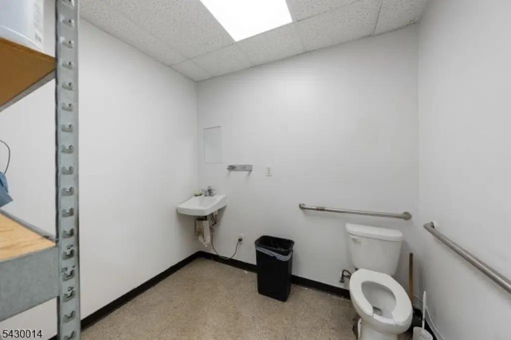 Picture 16