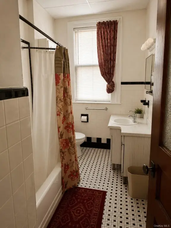 Picture 7