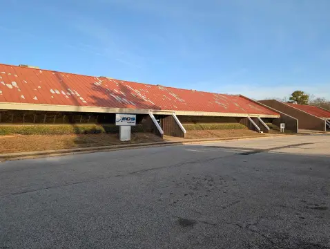 Flexible Commercial Space with Offices