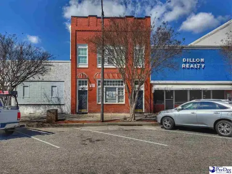 Upstairs/Downstairs Airbnb Duplex
