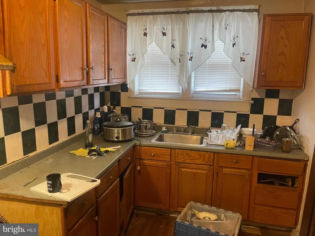 Picture 10
