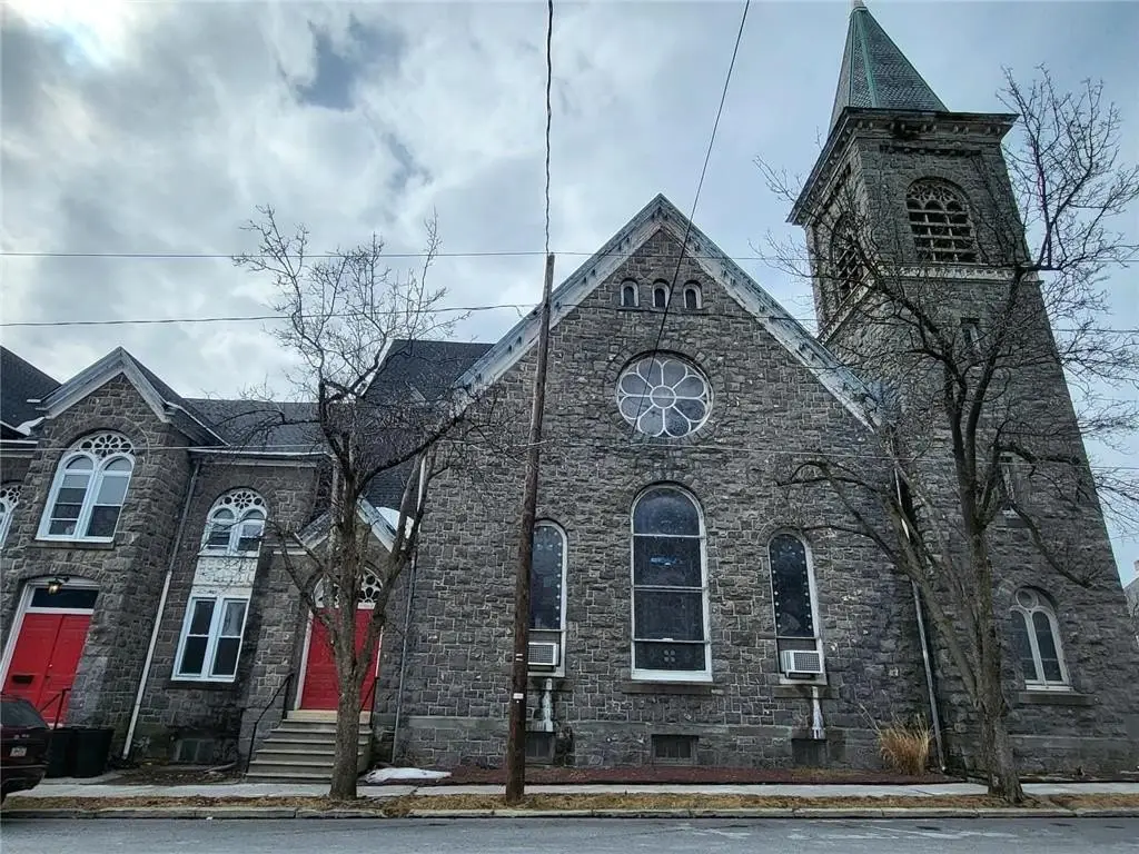 Picture 10