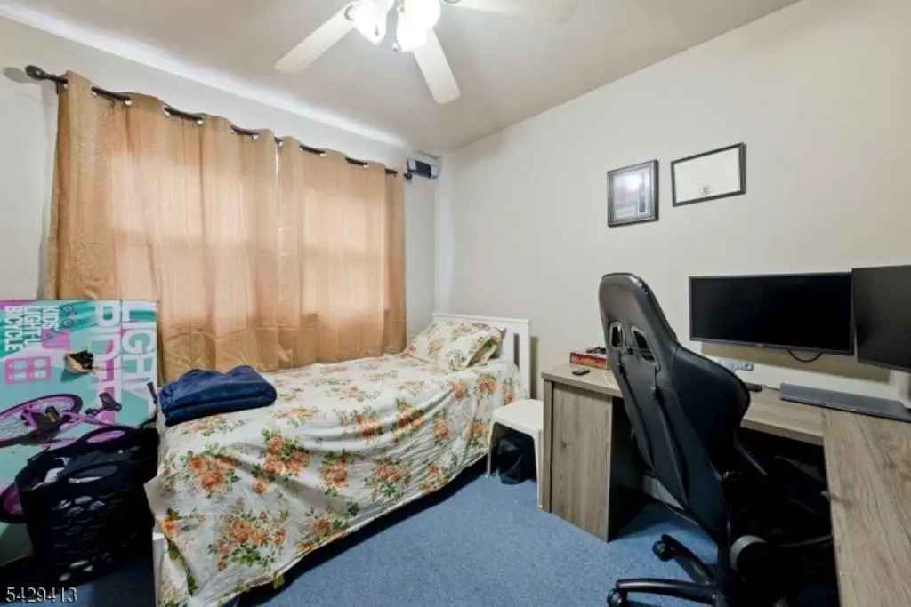 Picture 48