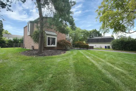 Columbus Duplex with Owner's Suite