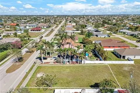 Residential Lot in Cape Coral