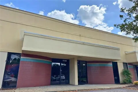 Versatile Flex Condo with Warehouse