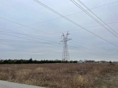 Land for Farming in Fate