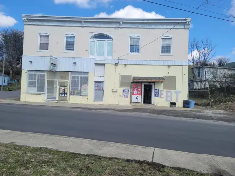 Established Roanoke Convenience Store Opportunity