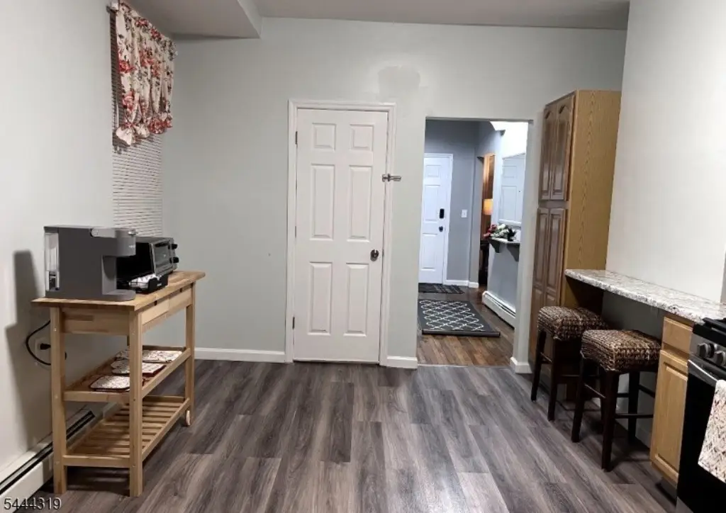 Picture 5