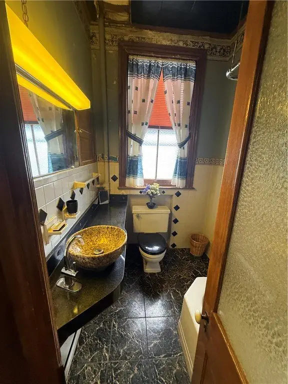Picture 33