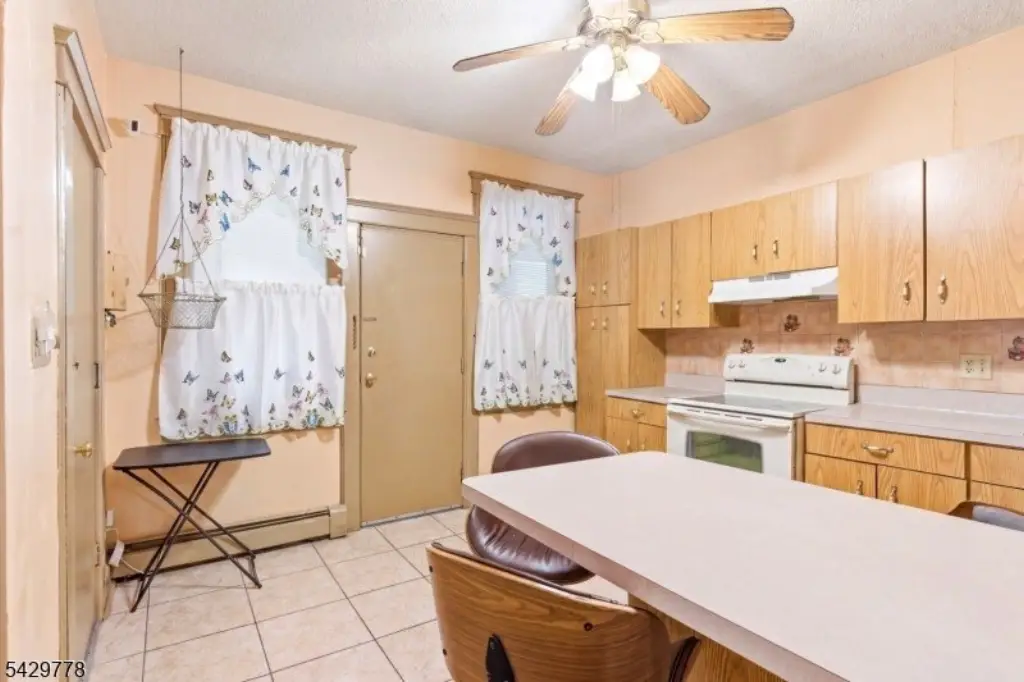 Picture 10