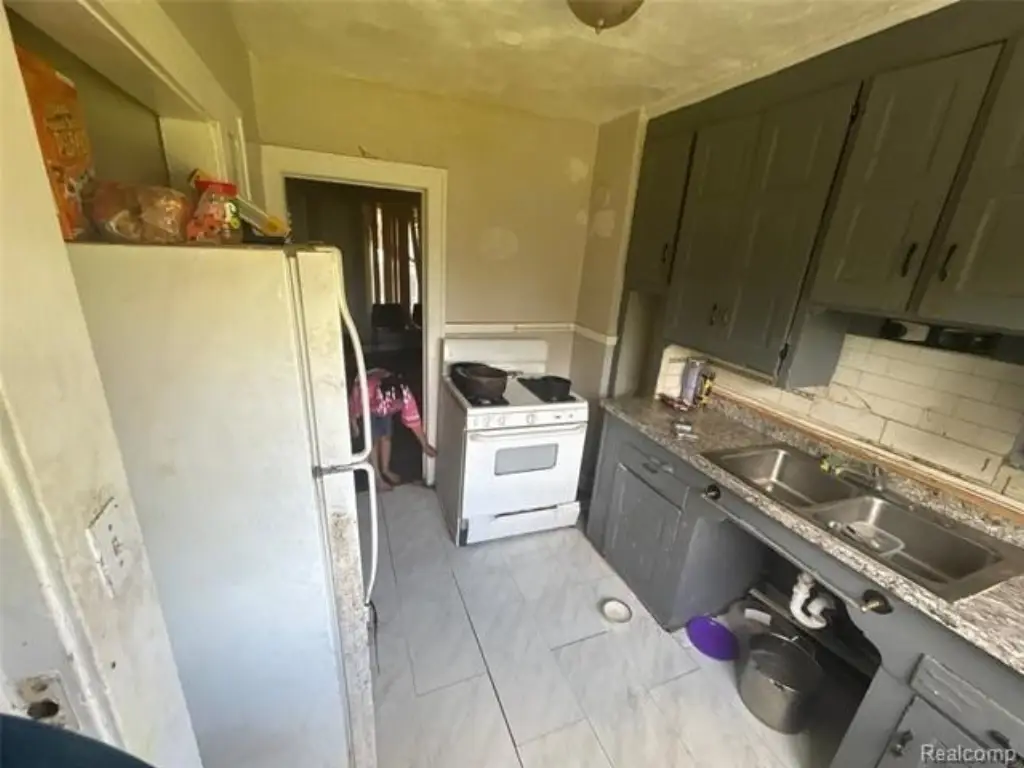 Picture 17