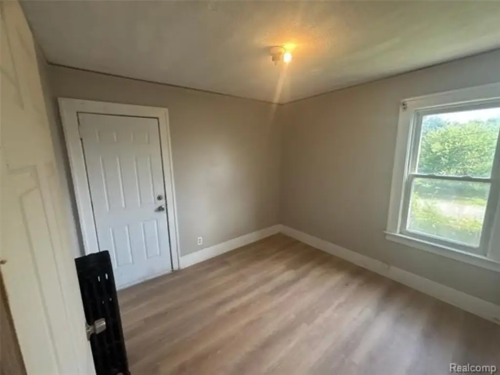 Picture 6
