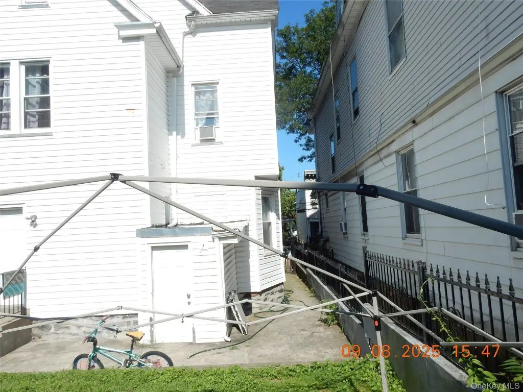 Picture 7